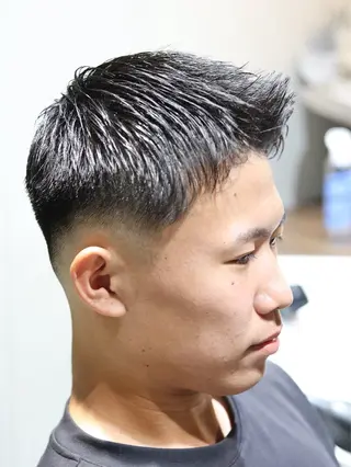 ショート ヘアアレンジ メンズ PRIVATE BARBER所属・オシャ✨フェード /MoRiNaGaのヘアスタイル