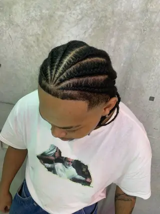 ミディアム ヘアアレンジ HARURU🪮✨ ブレイズ海外ヘアのヘアスタイル