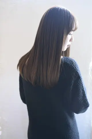 ロング KAMIGAMI所属・KAMIGAMI SAKAEのヘアスタイル
