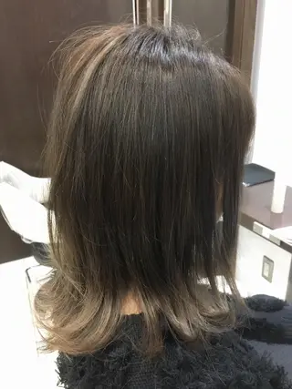 セミロング カラー 寺内 紳悟のヘアスタイル