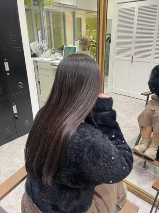 ロング カラー 🕊髪質改善 ストレート🕊まいのヘアスタイル