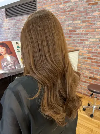 ロング カラー 透明感カラー/ 岡田澪香のヘアスタイル