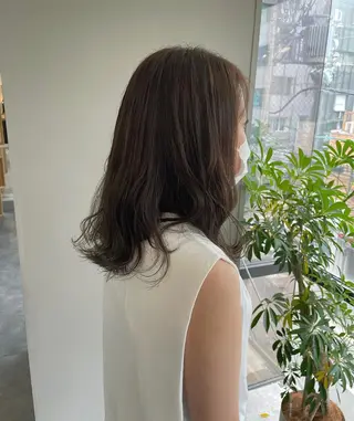 セミロング soyon心斎橋所属・♡透明感/艶カラー/ M a I ♡のヘアスタイル