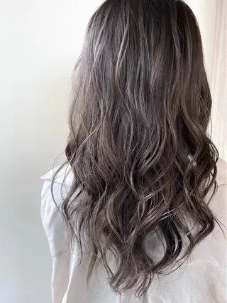 ロング カラー ✴︎ヒラガカナ✴︎ ECLAT HAIRのヘアスタイル