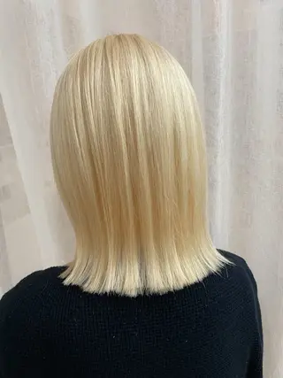 カラー Kisei所属・髙橋 あみのヘアスタイル