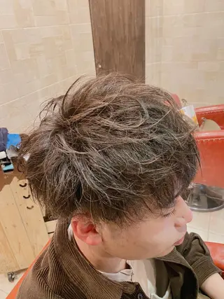ショート カラー特化 横川　翔希のヘアスタイル