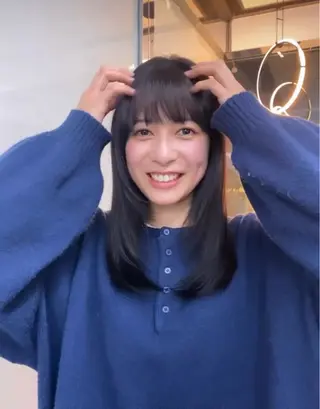 セミロング カラー 久米寿李恵 くめじゅりえのヘアスタイル