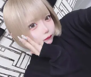 ショート カラー 🧸髪質改善ケアカラ ー/アイドル前髪🧸のヘアスタイル