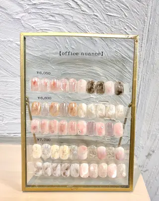 ネイル ネイルサロンエーナイン琴似店所属・村重 花音のネイルデザイン