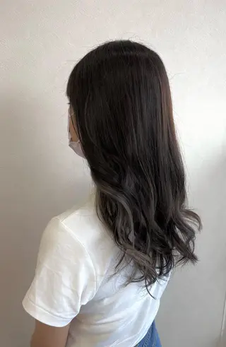 セミロング ショート/白髪ぼかし 君和田若菜のヘアスタイル