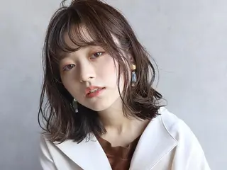 ミディアム amie 橋本駅店 【アミ】のヘアスタイル