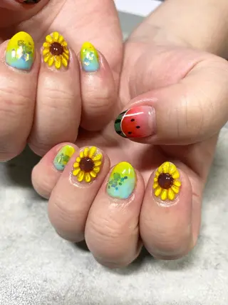 ネイル 樋口 さやかのネイルデザイン