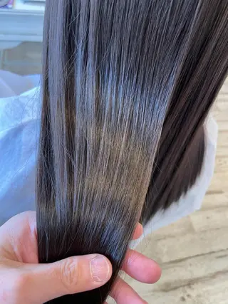 ロング カラー レイヤーカット匠 イソザキノリユキのヘアスタイル