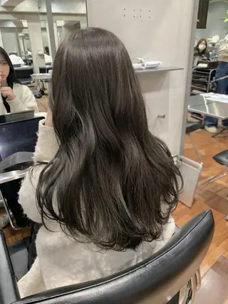 ロング カラー レイヤー透明感カラー AIKAのヘアスタイル