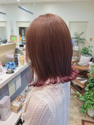 ミディアム カラー 宮原 佳苗のヘアスタイル