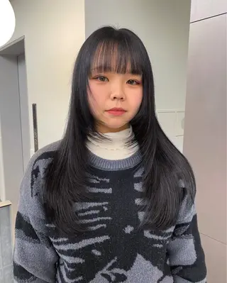 ロング カラー 高発色ブリーチ/ ハイレイヤー🪽aiのヘアスタイル