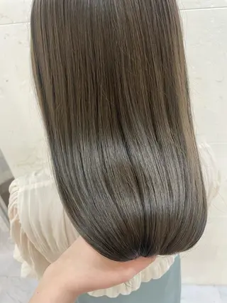 ロング 安田 柚月のヘアスタイル