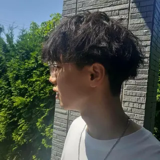 ショート ヘアアレンジ メンズ 宮内 絃希のヘアスタイル