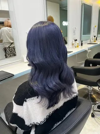 セミロング カラー ブリーチカラー 🩵MIZUKIのヘアスタイル