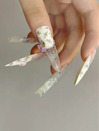 ネイル NANA NAIL所属・ゆ かのネイルデザイン