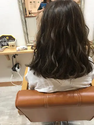 ミディアム カラー 🪽まつエク𖧷 ヘアー🩵Naomiのマツエク・マツパデザイン