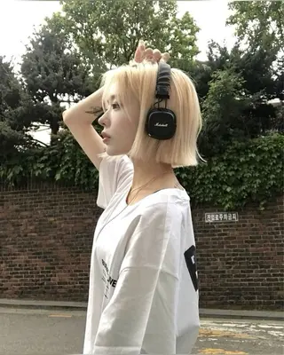 ロング カラー モテ髪💕ハイトーン yuriaのヘアスタイル