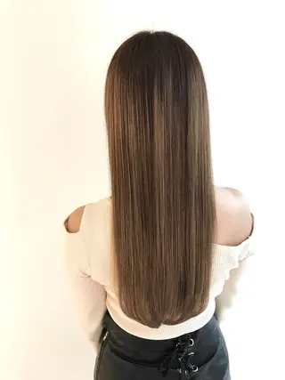 ロング カラー キッズ ネイル マツエク・マツパ アイブロウ 🎗美髪艶髪🫧髪質 改善特化🥇菊地のヘアスタイル