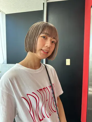 ショート カラー 市川 蘭のヘアスタイル