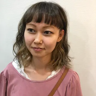 ミディアム ショートボブ /綾華のヘアスタイル