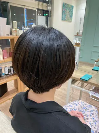 ショート 金山 友香🕊のヘアスタイル