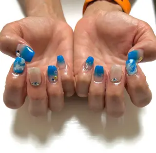 ネイル colors荻窪所属・Colors 荻窪のネイルデザイン