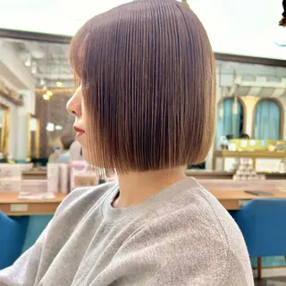 ミディアム カラー 髪質改善【縮毛矯正】 美髪ボブを量産する人のヘアスタイル