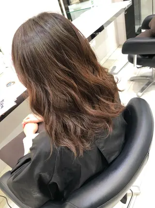 セミロング 岸 保奈美のヘアスタイル