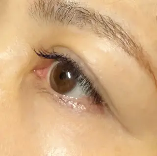 マツエク・マツパ 毛染め工房所属・まほ  平野/ 長吉六反/喜連瓜破のマツエク・マツパデザイン