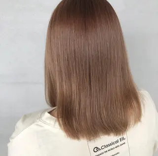 ミディアム 小森 樹奈のヘアスタイル