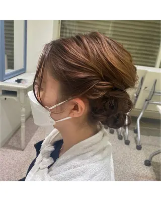 ミディアム ヘアアレンジ 💚ミヤマ アンナ☘️のヘアスタイル