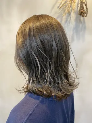 ミディアム カラー Sail所属・Sail 【セイル】のヘアスタイル