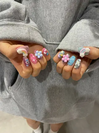 ネイル amiLe 🎀yuunaのネイルデザイン