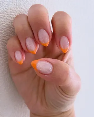 ネイル MELL-NAIL所属・Ayaka. MELL-NAILのネイルデザイン