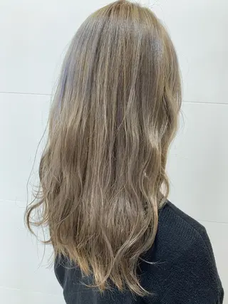 ロング カラー 山下恋佳/矢場町/ ブリーチ/ショートのヘアスタイル