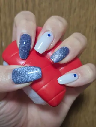 ネイル Lapis Lazuli所属・ラピスラズリ ゆりあのネイルデザイン