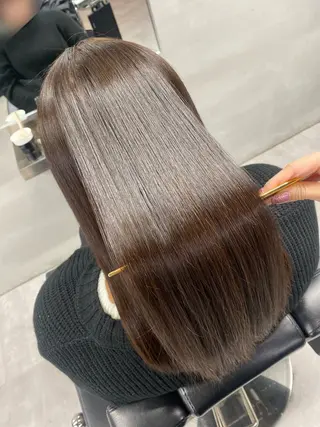 ロング 艶髪/縮毛矯正 🫧辻野海羽のヘアスタイル