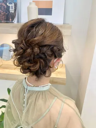 ミディアム ヘアアレンジ apish aoyama所属・武 愛子の眉毛・アイブロウイメージ