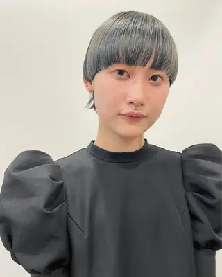ショート しの　ゆきの THE REMMYのヘアスタイル