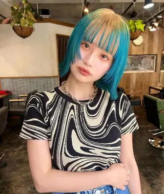 ショート ハイトーン/デザイン honokaのヘアスタイル