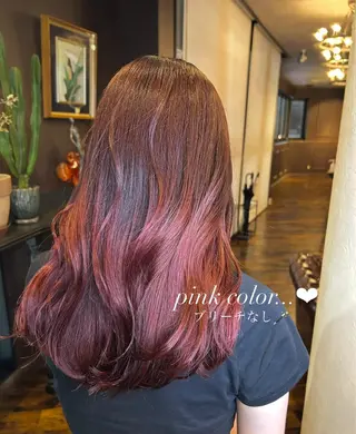 セミロング 梅木 李奈のヘアスタイル