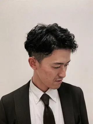 ミディアム メンズ HIROGINZA ヒロ銀座 青山所属・マツオ リュウホウ🐉のヘアスタイル