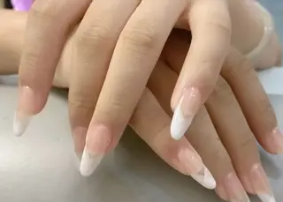 ネイル 高木 維麗絲のネイルデザイン