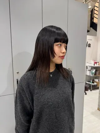 ミディアム 村山 豪歩のヘアスタイル