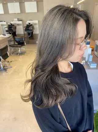 セミロング カラー haruki所属・. nozomiのヘアスタイル